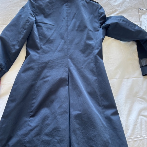 Elie Tahari - Picture 6 of 6